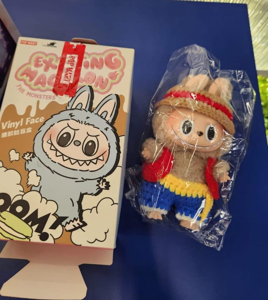 A - Labubu Custom luffy One Piece