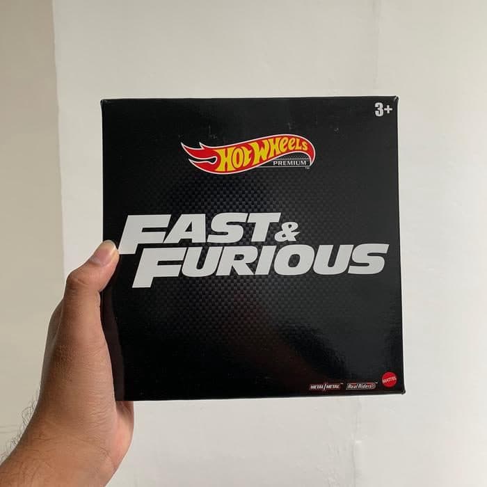 Hot Wheels Premium - Fast Furious box Hitam (5 cars) 01/133/07/22/190