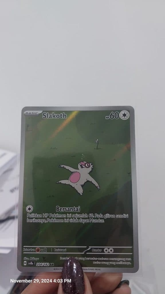 POKEMON INDONESIA - Sv8s Slakoth 204/182 AR