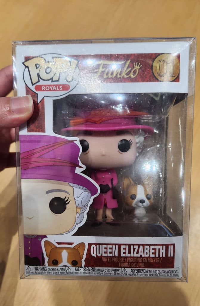 A - Funko Royals Collections Queen Elizabeth II
