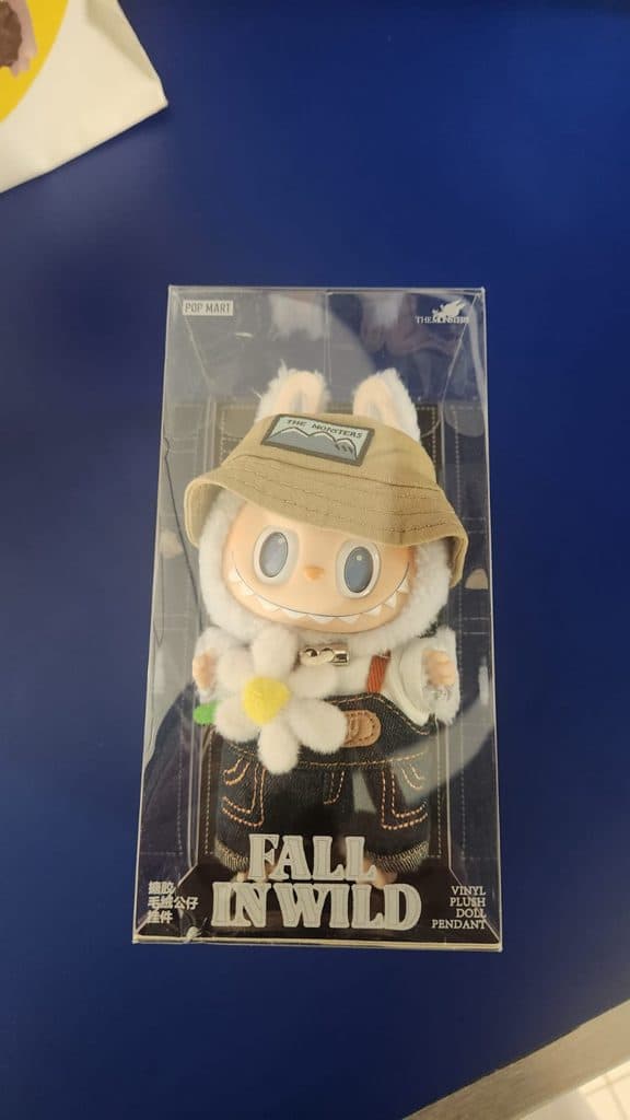 S - Labubu Fall in Wild